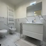 Apartment White Rabbit House *